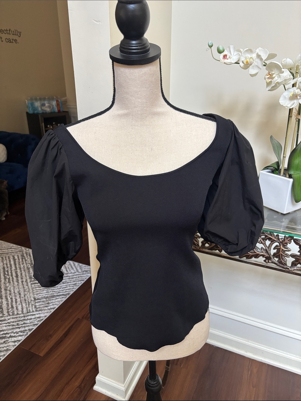 Theory Black Scoop Neck Puff Sleeve Top size Small